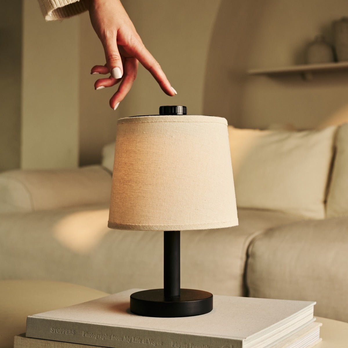 Tavellio-Amsterdam - Rover zwarte houten lamp - oplaadbare, draadloze en dimbare schaduw