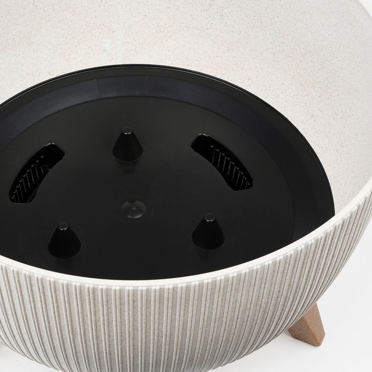 Mica Decorations – Doppio Blumentopf auf Beinen – H22 x Ø47 cm – Polypropylen – FSC Mix – gebrochenes Weiß