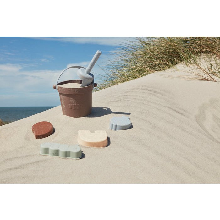 OYOY - Leo Strandset