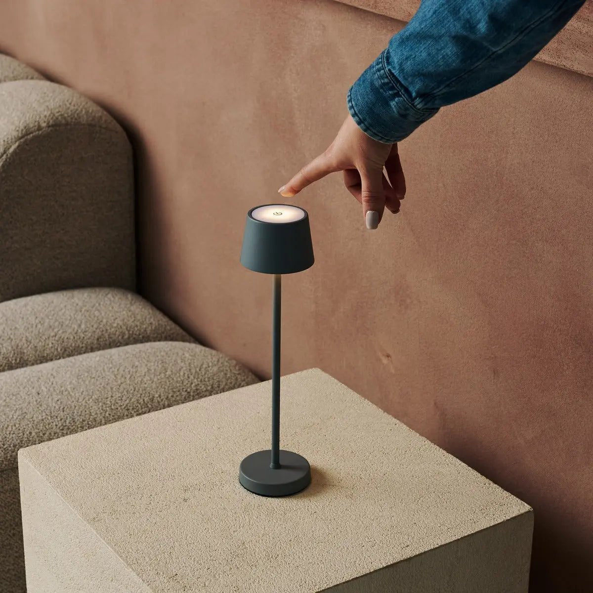 Tavellio-Amsterdam - Vondel Mini Mouse Grijs Oplaadbare en draadloze lamp