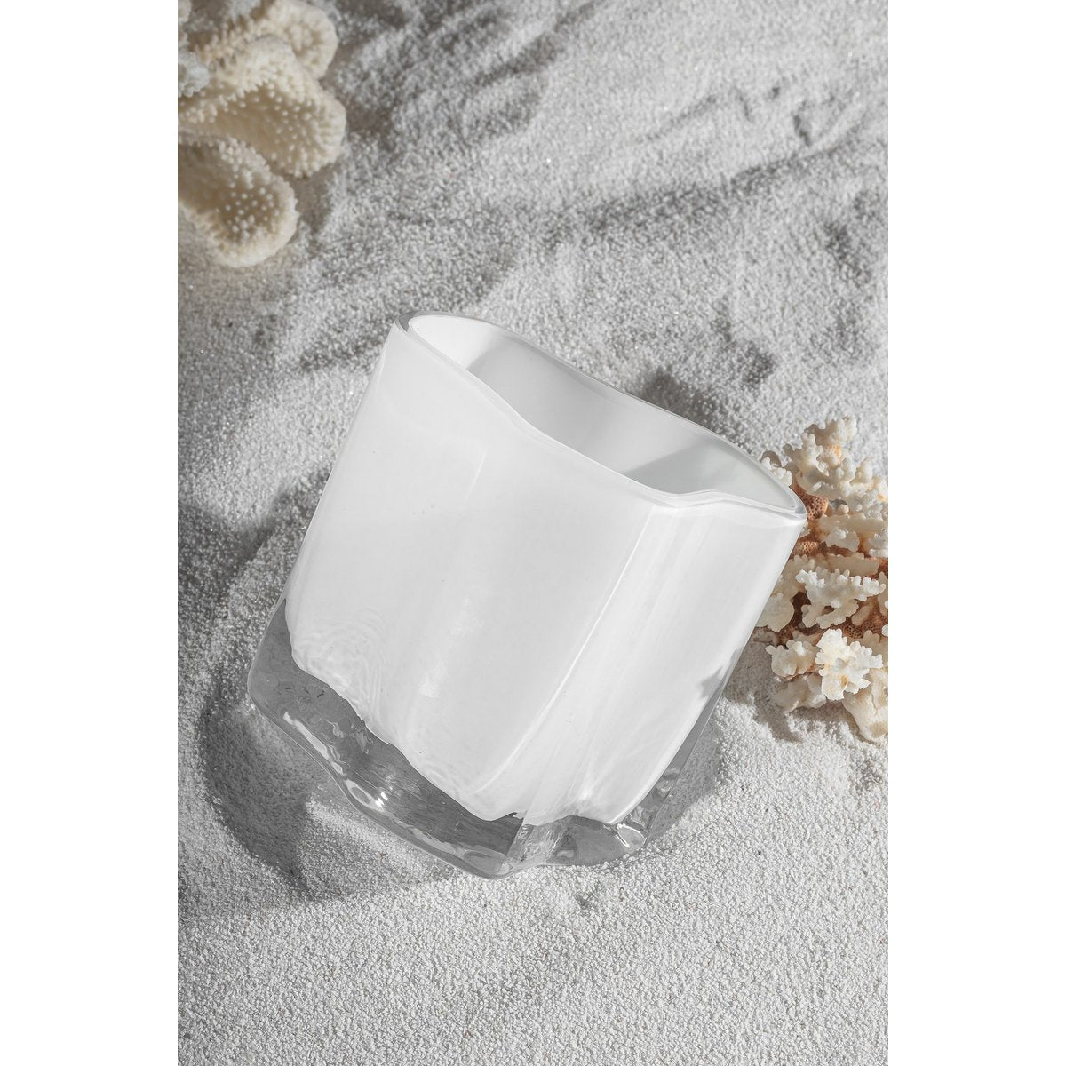 Element Accessories - Nieuwe moderne designvaas geïnspireerd op CORAL en Aalto, COR13WH