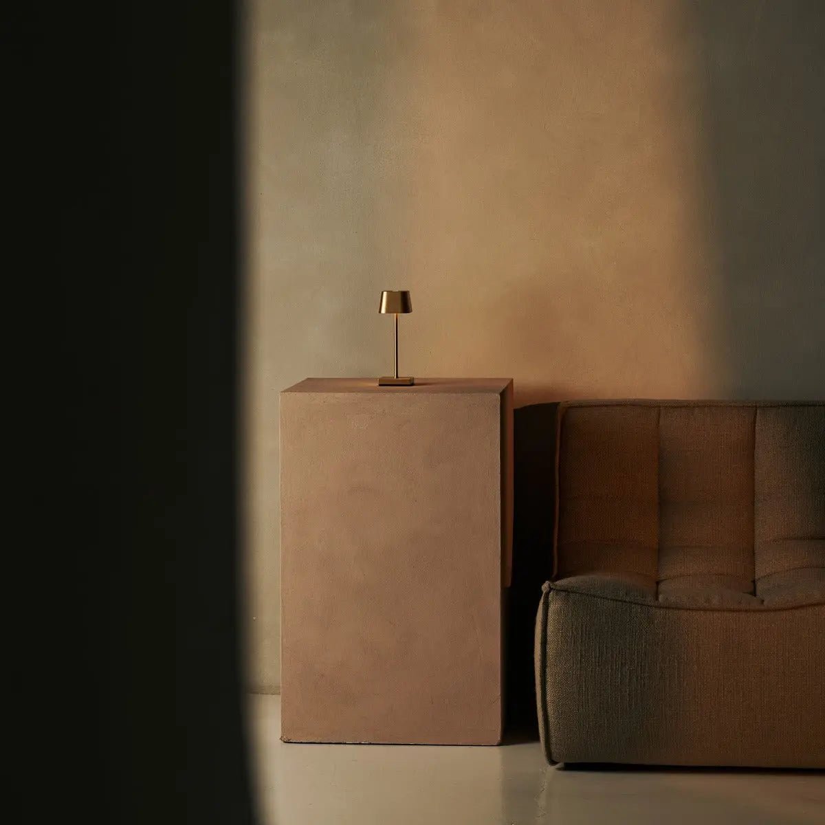 Tavellio-Amsterdam - Sarphati Mini Gold - Draadloze tafellamp