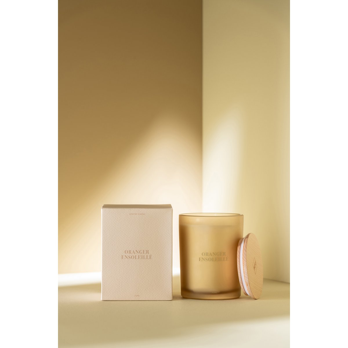 J-Line – Essential Accords Duftkerze – Sunny Orange Tree – Gelb