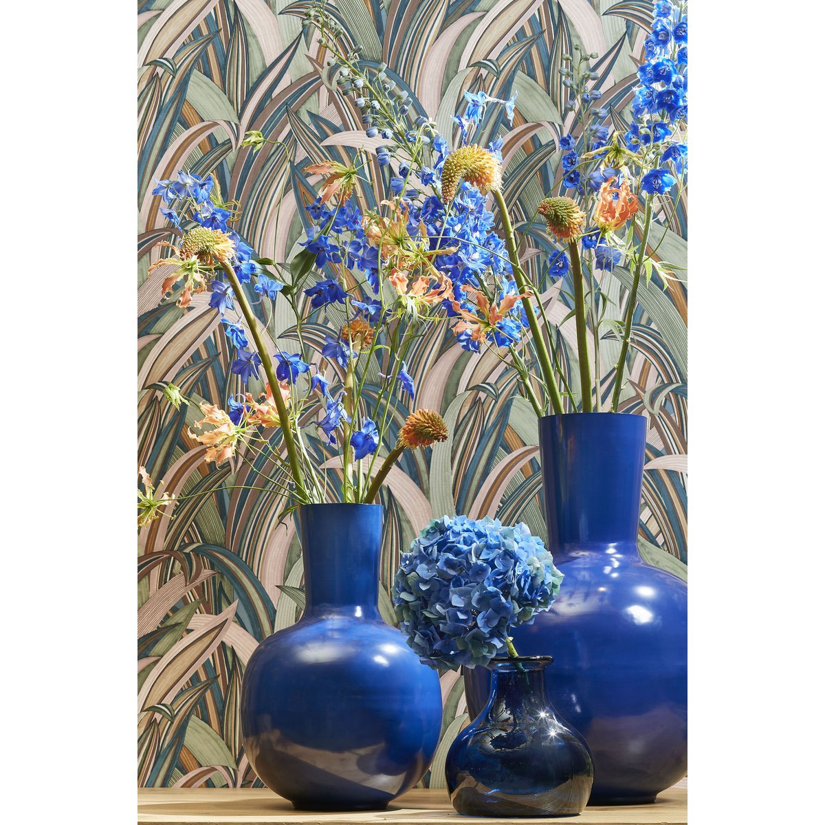 Mica Decorations - Dara Vaas - H42 x Ø28 cm - Metaal - Blauw