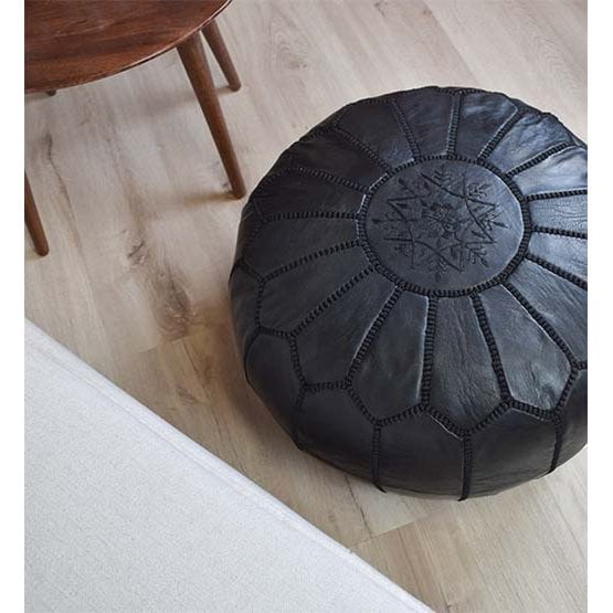 Poufs & Kissen - Lederpouf - komplett schwarz - gefüllt geliefert
