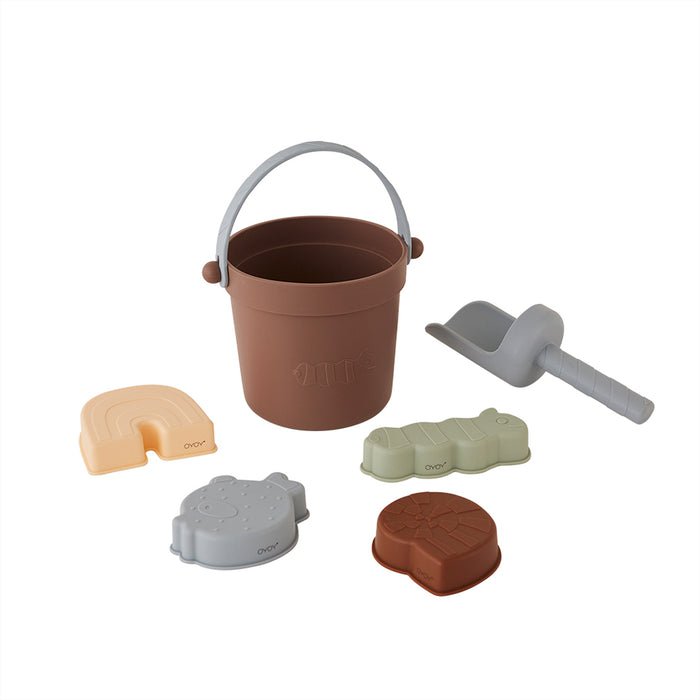 OYOY - Leo Strandset