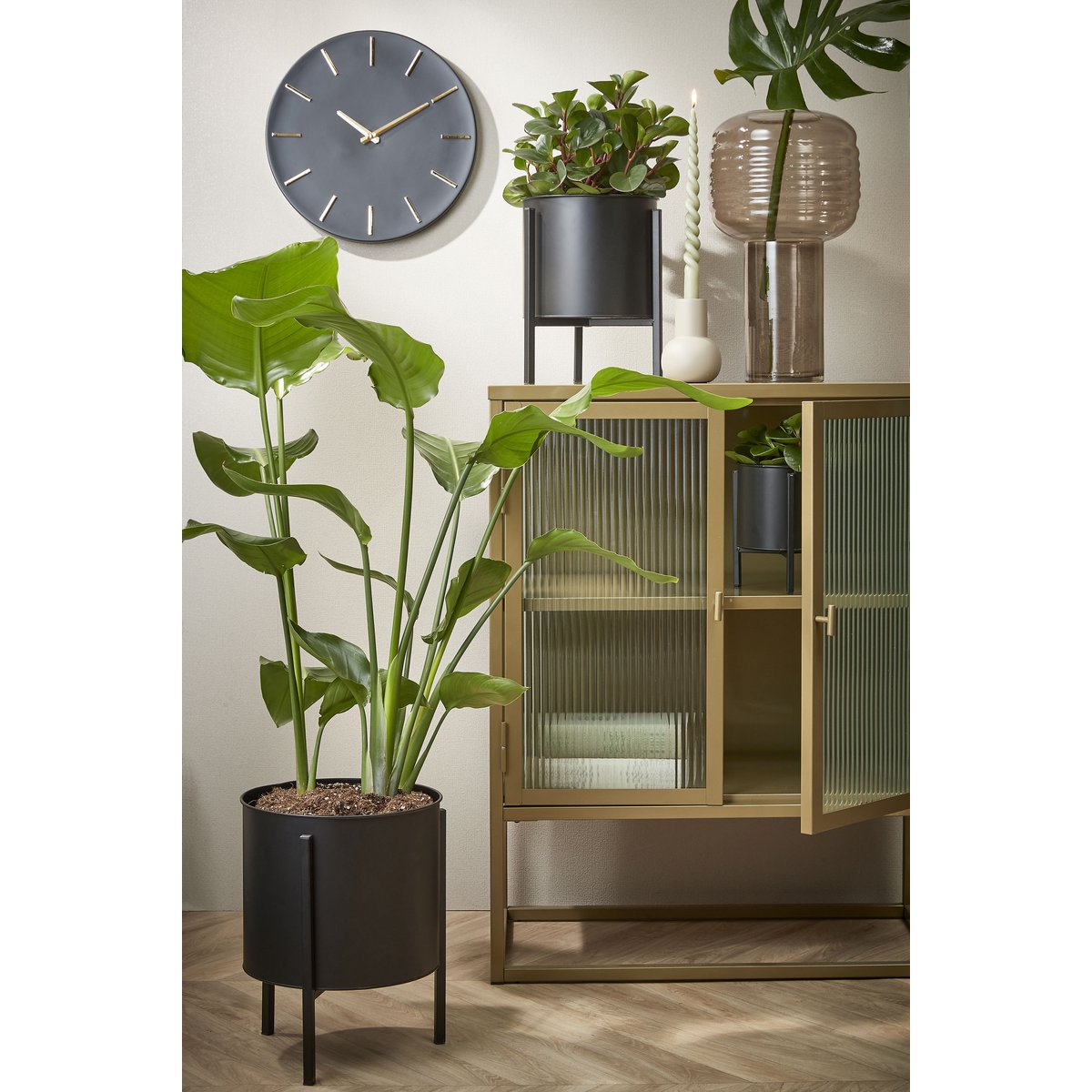 Mica Decorations - Brixen Wanduhr - Ø36 cm - Schwarz