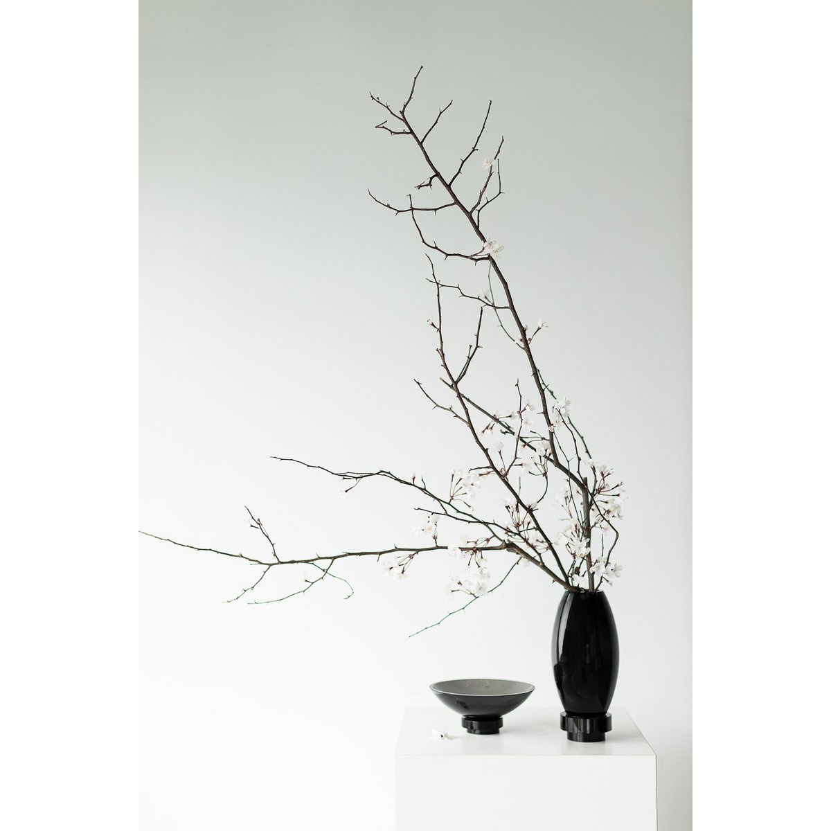 Element Accessories - Kleine moderne vaas, innovatief design, achterkant van hoogwaardig glas. RUD15ZW