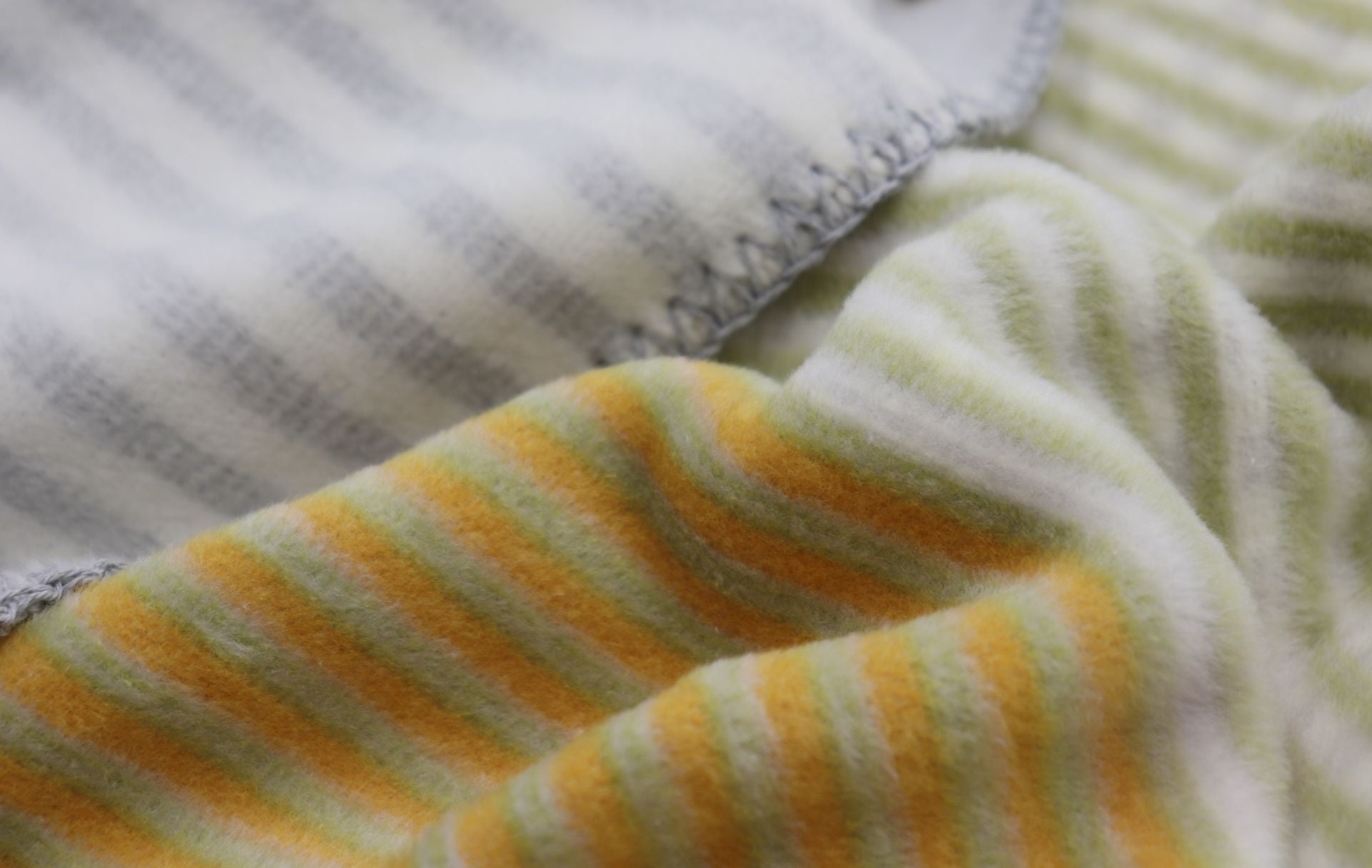 Biederlack - Plaid Maze