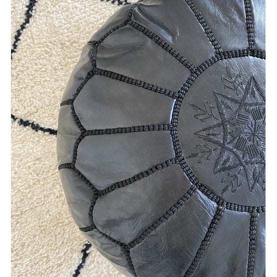 Poufs & Kissen - Lederpouf - komplett schwarz - gefüllt geliefert