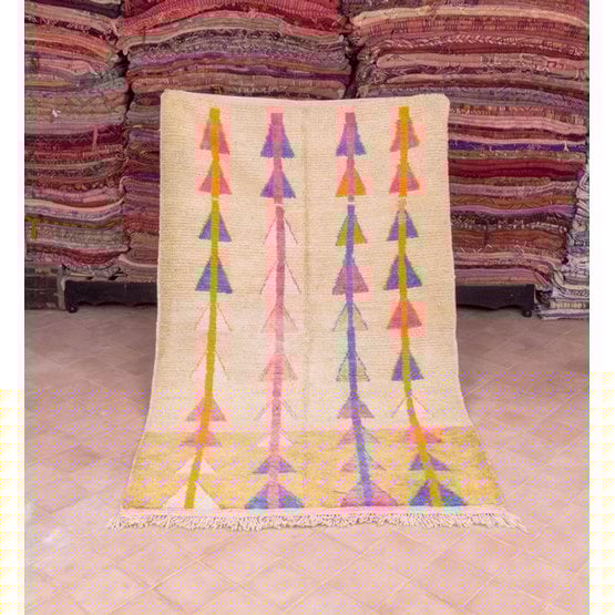 Poufs & Kissen – Marokkanischer Berberteppich Azilal – 2,25 x 1,35 m – R233