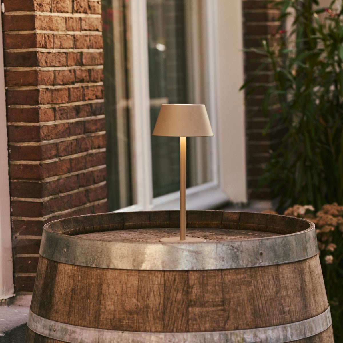 Tavellio-Amsterdam - Milou Koala Brown - Draadloze tafellamp