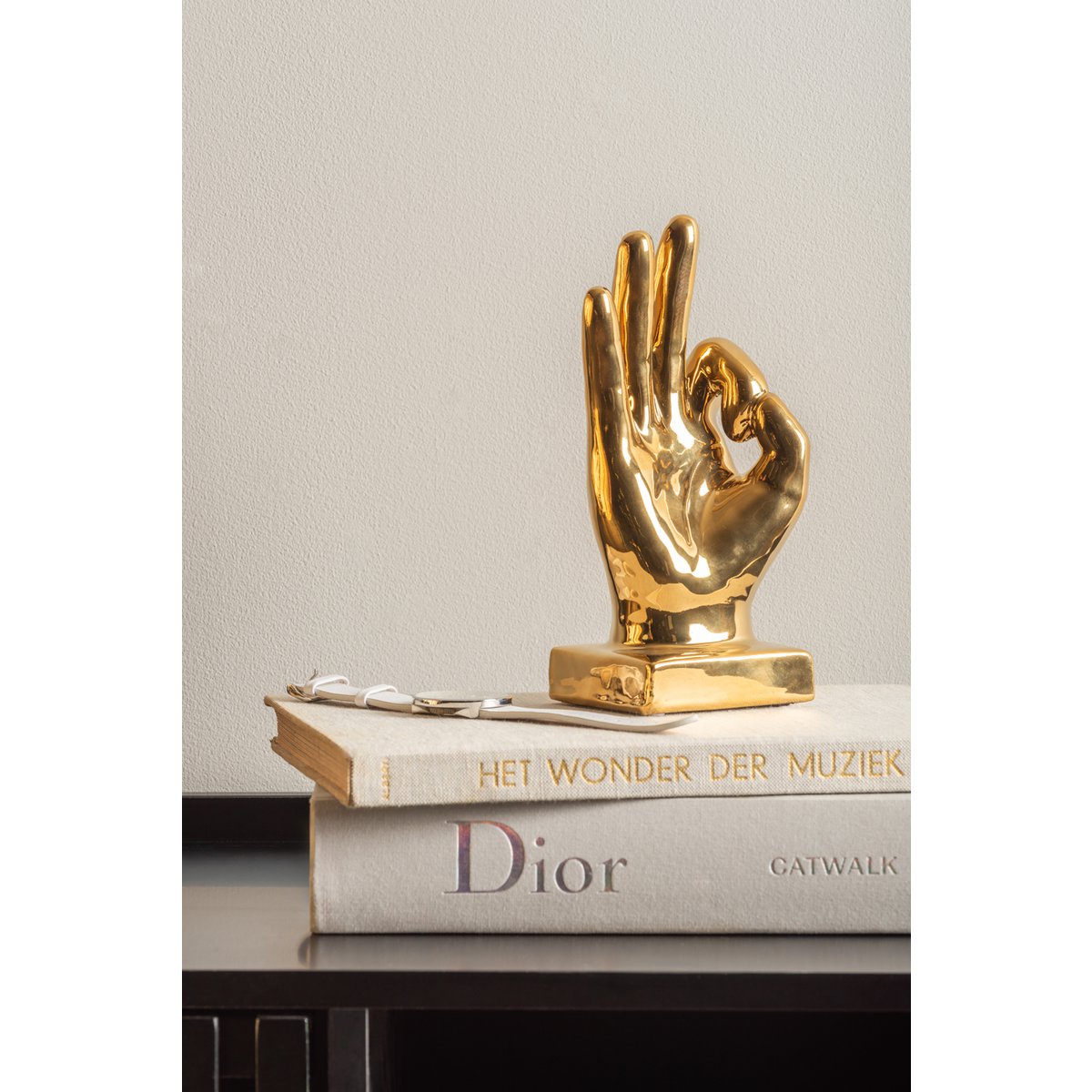 Gegenwart - Statue Perfect