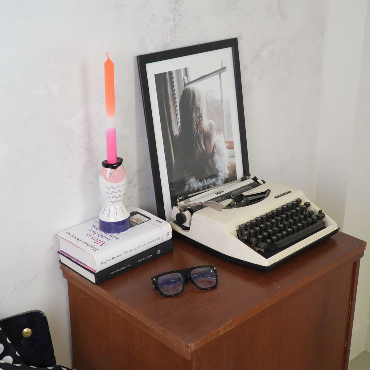 Housevitamin - Kandelaar - Vis - blauw/wit/roze - 7x7x16,5 cm