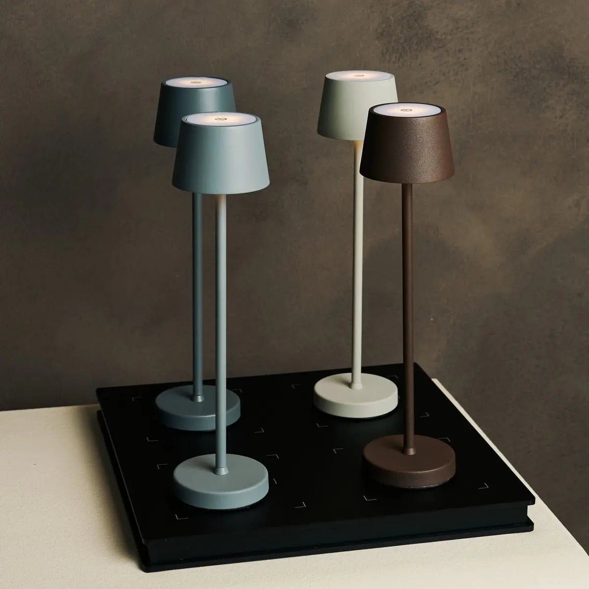 Tavellio-Amsterdam - Vondel Mini Stone Gray Oplaadbare en draadloze lamp