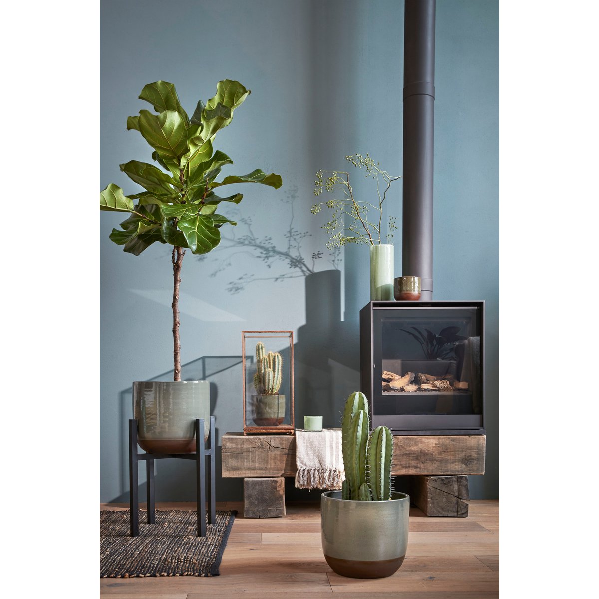 Glimmerdekorationen – Ascot Pflanzenständer XL – L34 x B34 x H50 cm – Metall – Schwarz