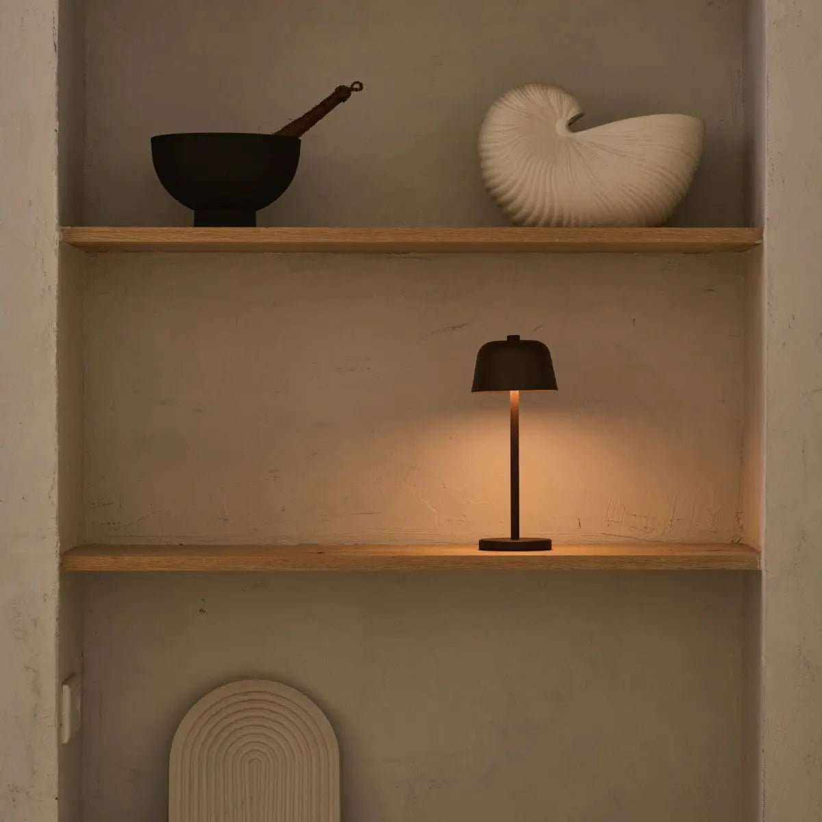 Tavellio-Amsterdam - Anton Mokka Bruin Oplaadbare Tafellamp | Strakke en draadloze verlichting