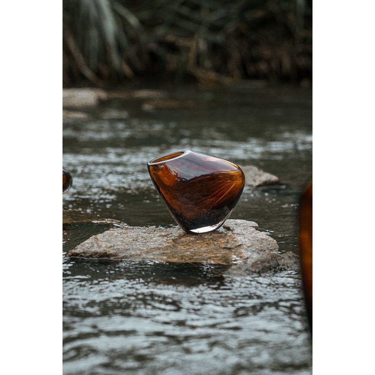 Element Accessories - Innovatieve designvaas, kiezelachtige organische vorm, KOOKY21AM