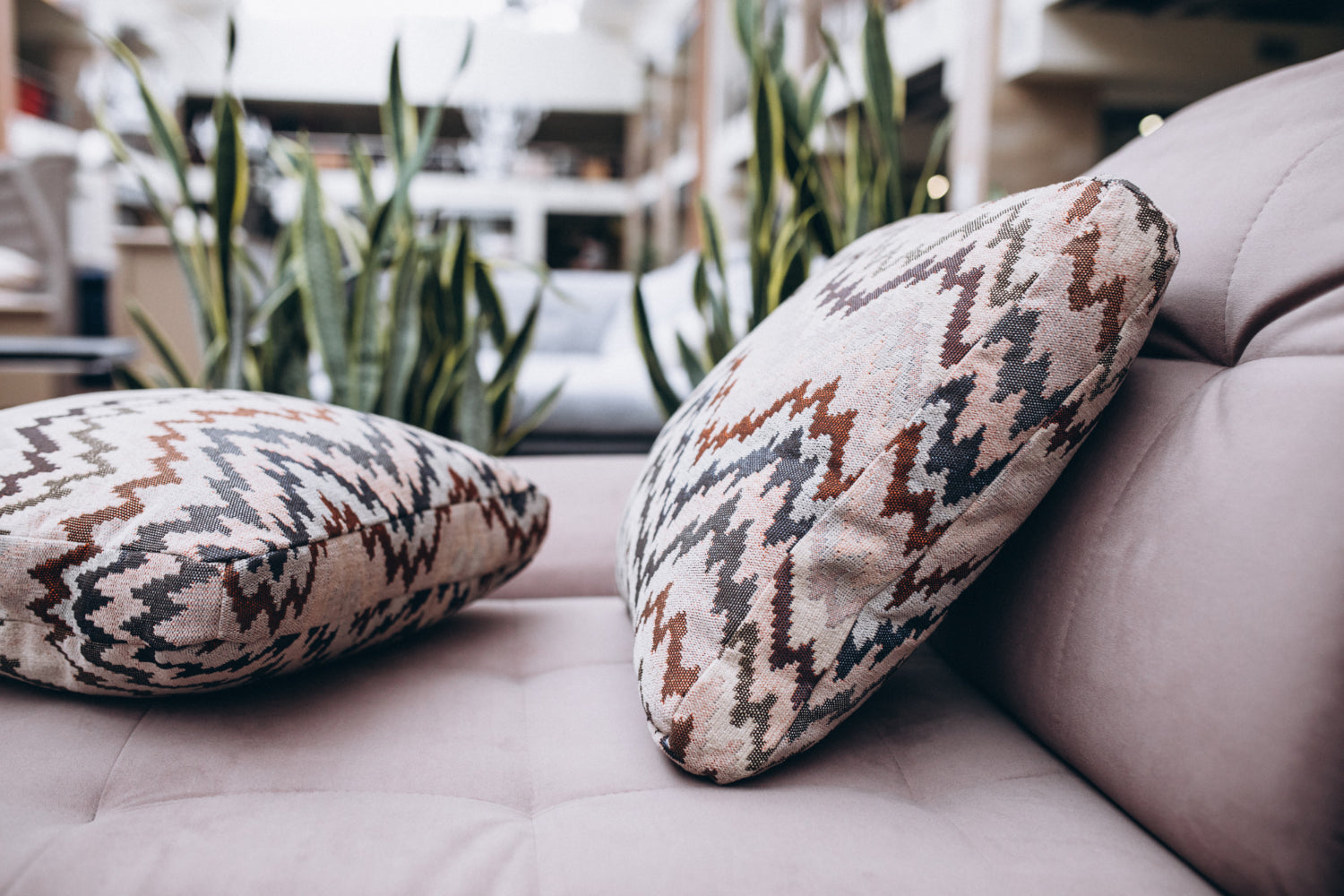 Creëer sfeer en comfort met de bankkussens van By Javy