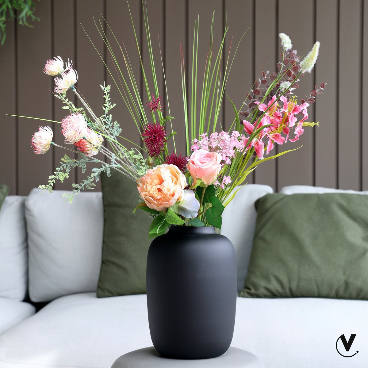 Vase the World - Vaas - Artic black