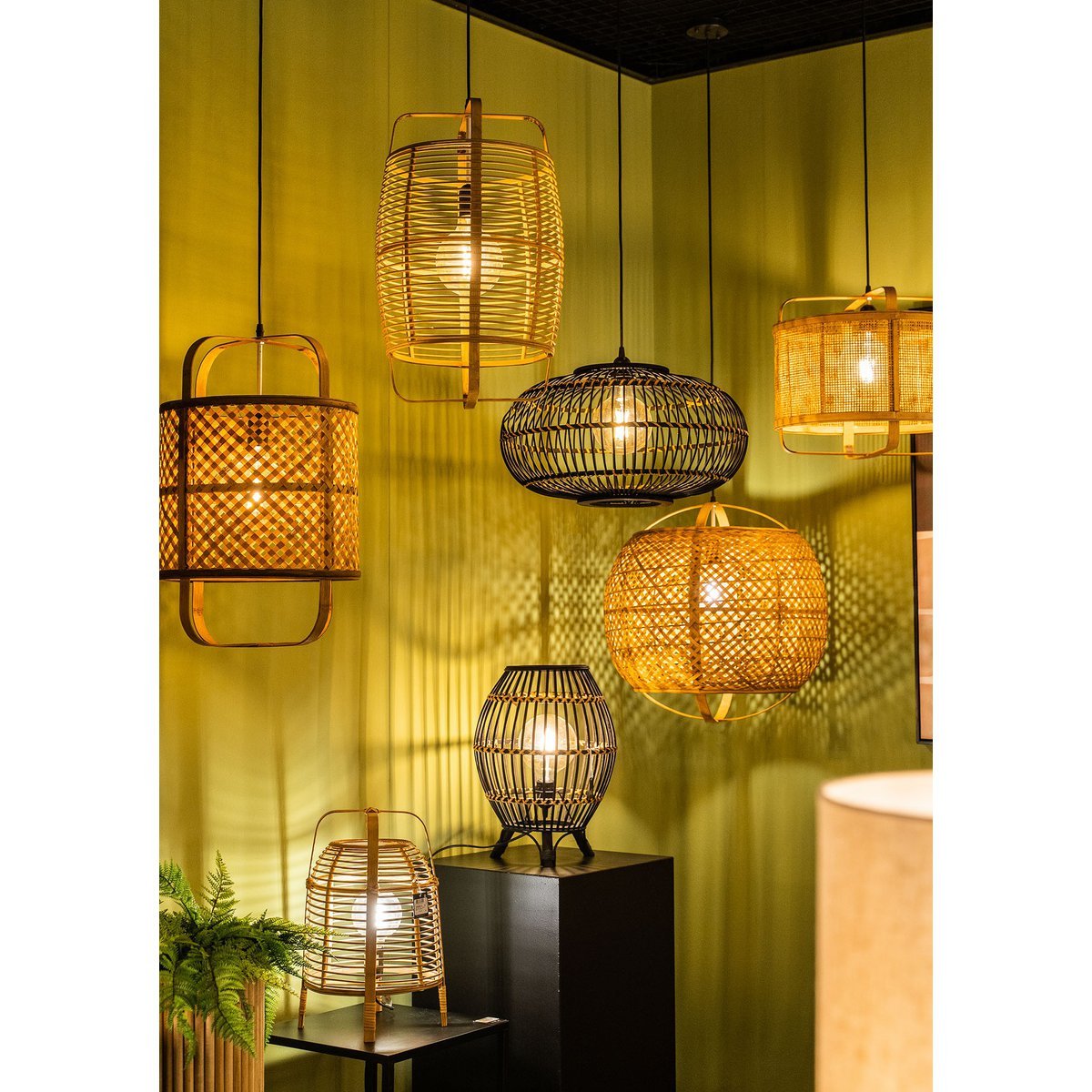 Mica Decorations - Page Tafellamp - H41 x Ø27 cm - Bamboe - Lichtbruin