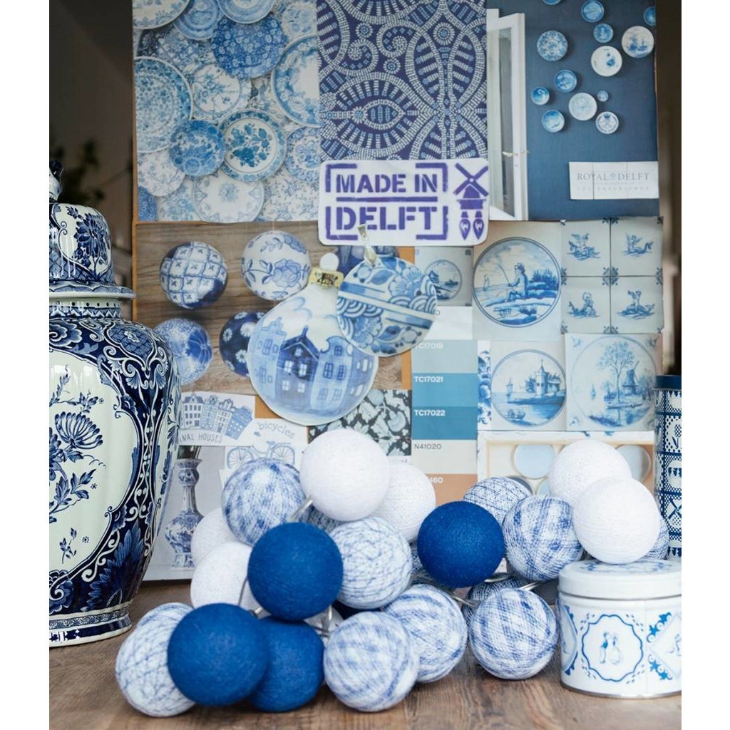 Cotton Ball Lights - Indoor regular Lichtslinger - Delft Blue - 35 cotton balls