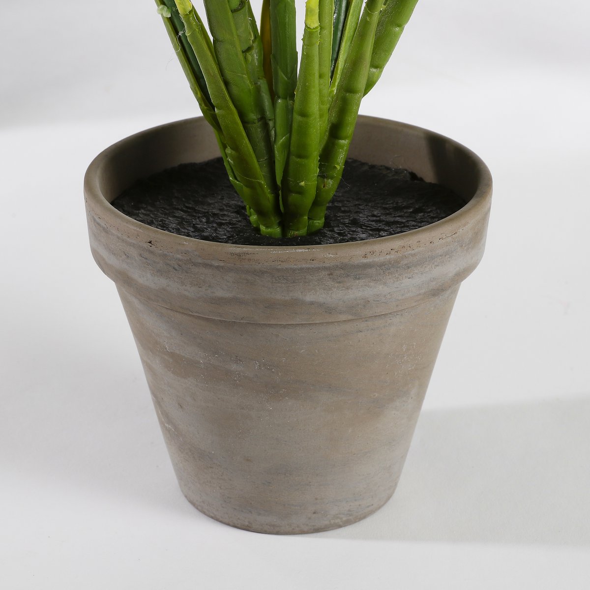 Mica Decorations - Evergreen Kunstplant in Bloempot Stan - H49 x Ø40 cm - Groen