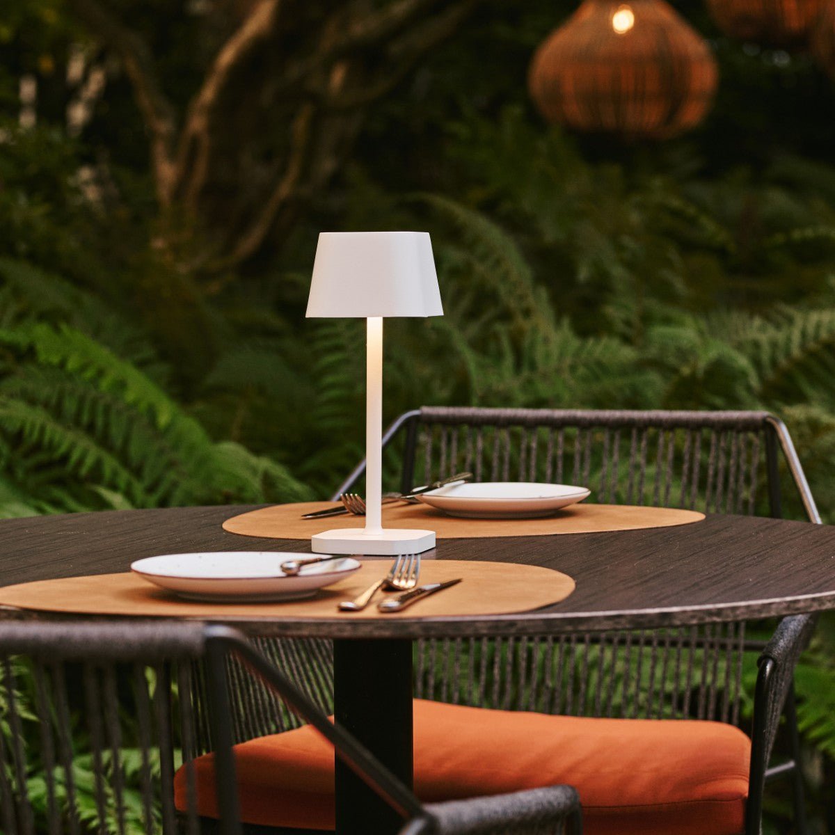 Tavellio-Amsterdam - Ava White - Oplaadbare tafellamp | Stijlvol, draadloos en dimbaar