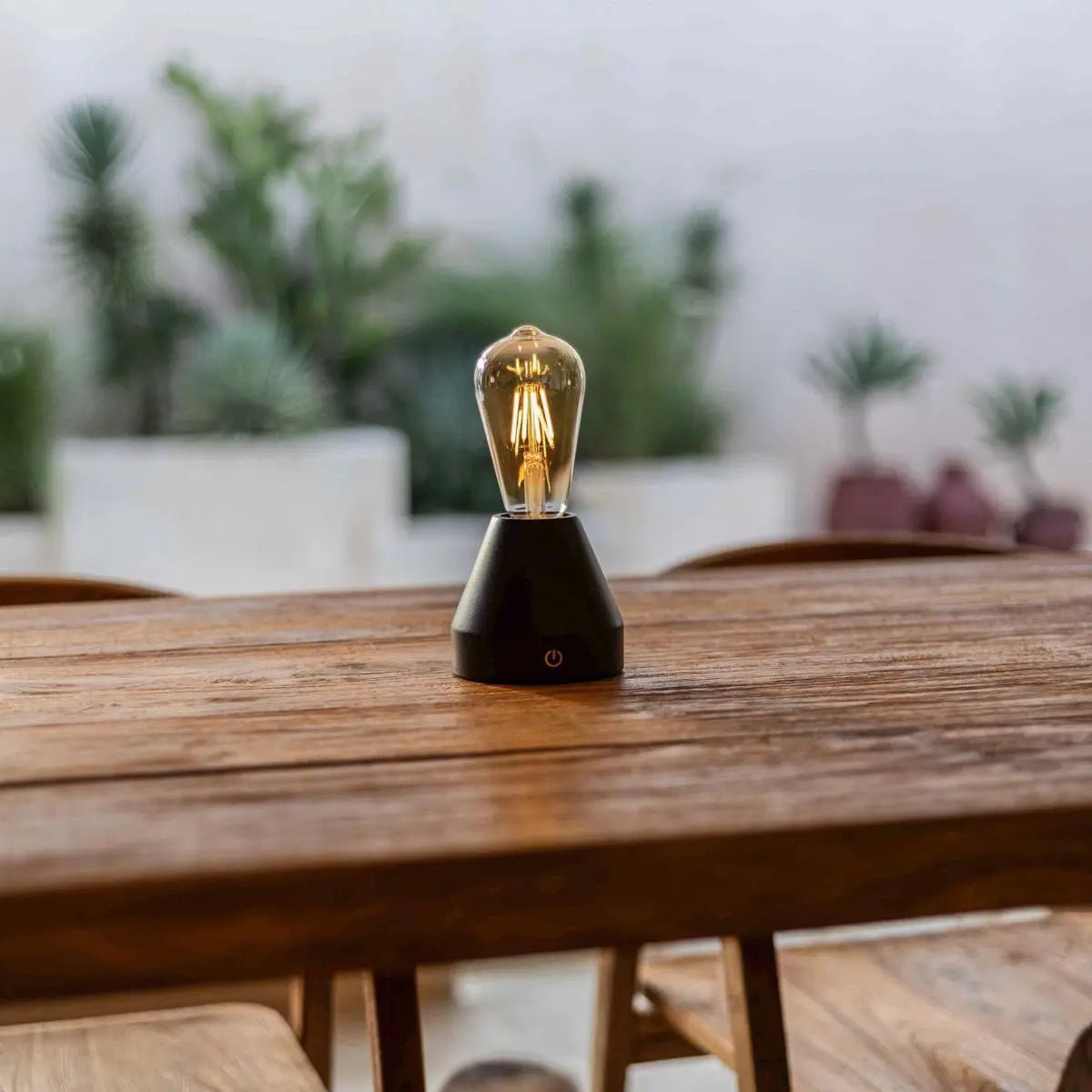 Tavellio-Amsterdam - Zavi donkerbruine oplaadbare LED-tafellamp | Dimbaar en draagbaar | Batterijduur van 80 uur