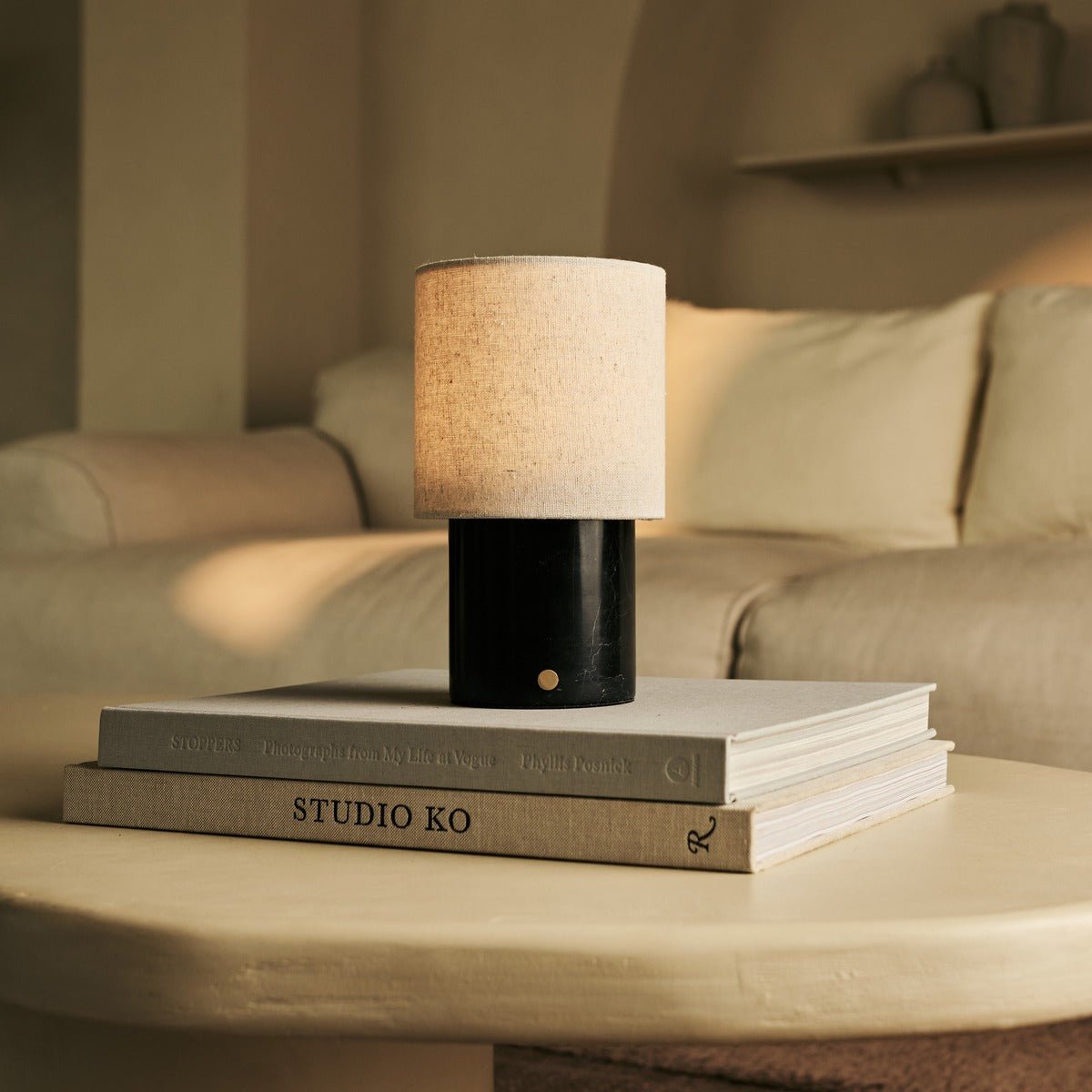 Tavellio-Amsterdam - Onoda Black / Nero Marquina - Marmeren oplaadbare tafellamp - met linnen verwisselbare lampenkap en oplaadbaar ontwerp