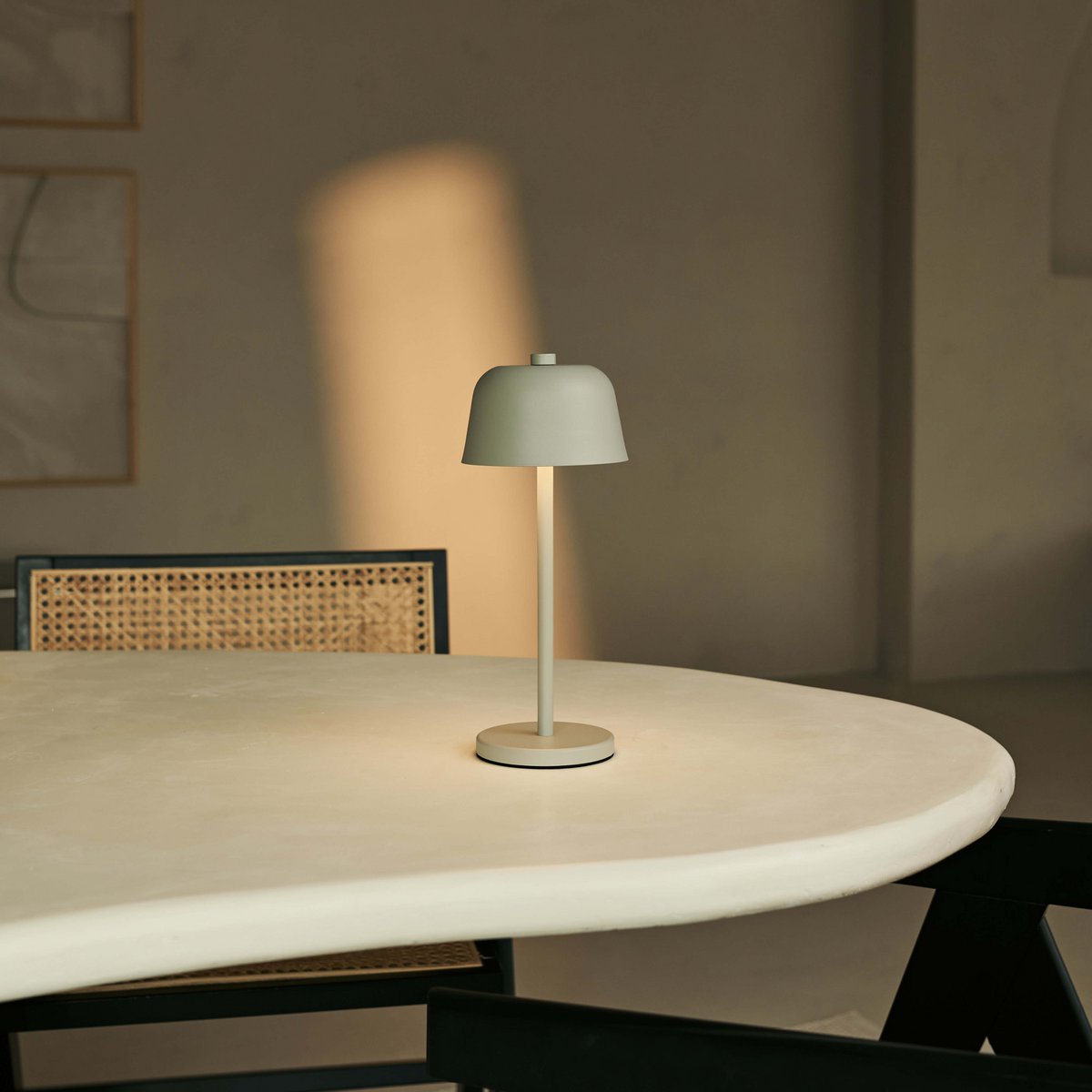 Tavellio-Amsterdam - Anton Shadow Gray Oplaadbare tafellamp | Stijlvolle en draadloze verlichting