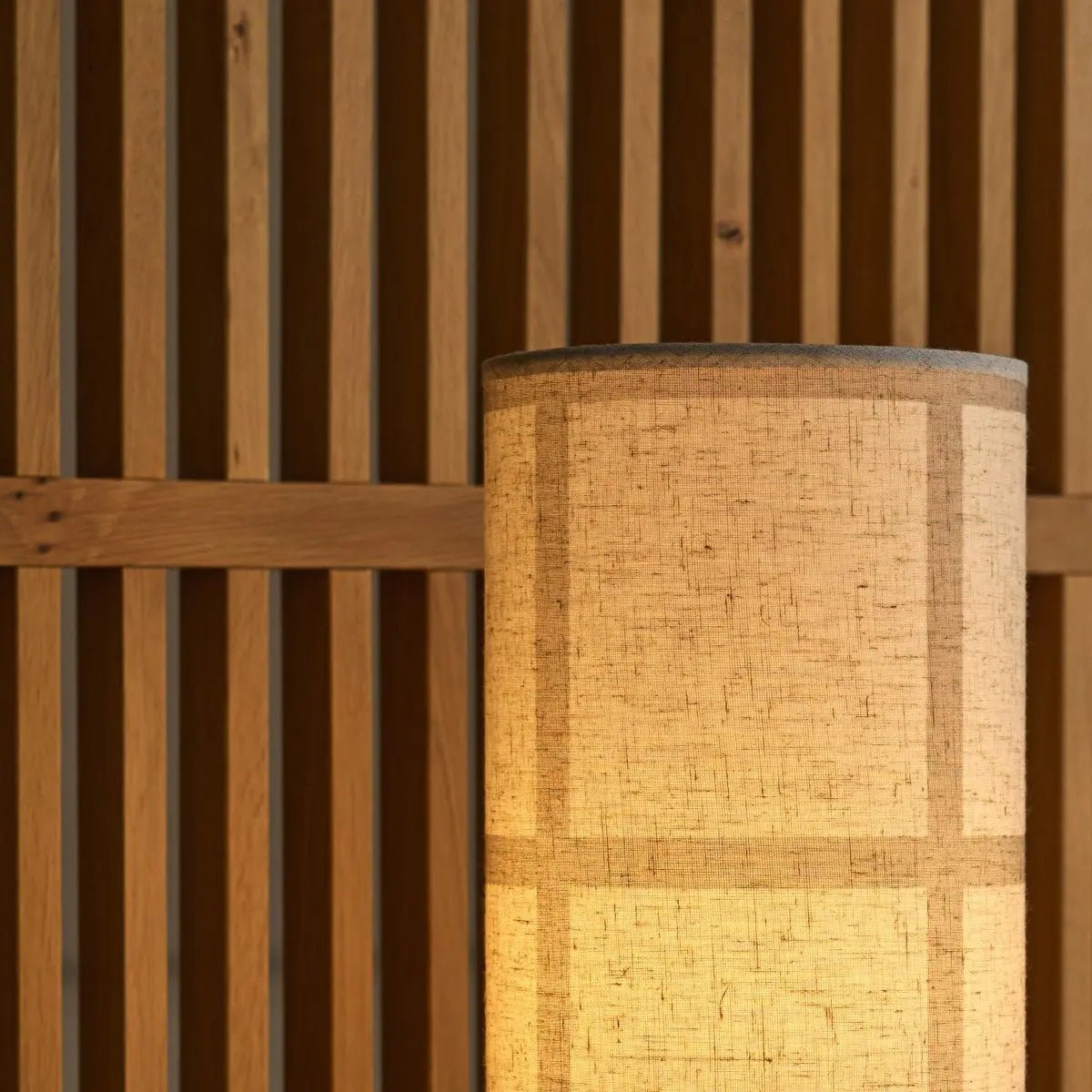 Tavellio-Amsterdam - Sakura Donkerbruine Tafellamp met Linnen Kap | Handgemaakte en stijlvolle verlichting