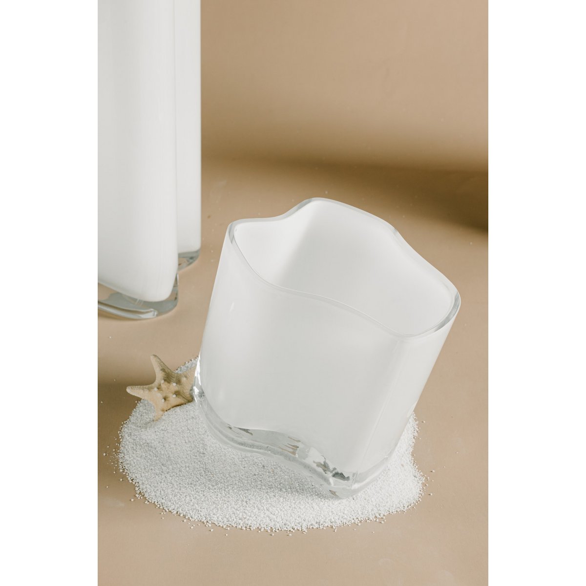 Element Accessories - Nieuwe moderne designvaas geïnspireerd op CORAL en Aalto, COR13WH