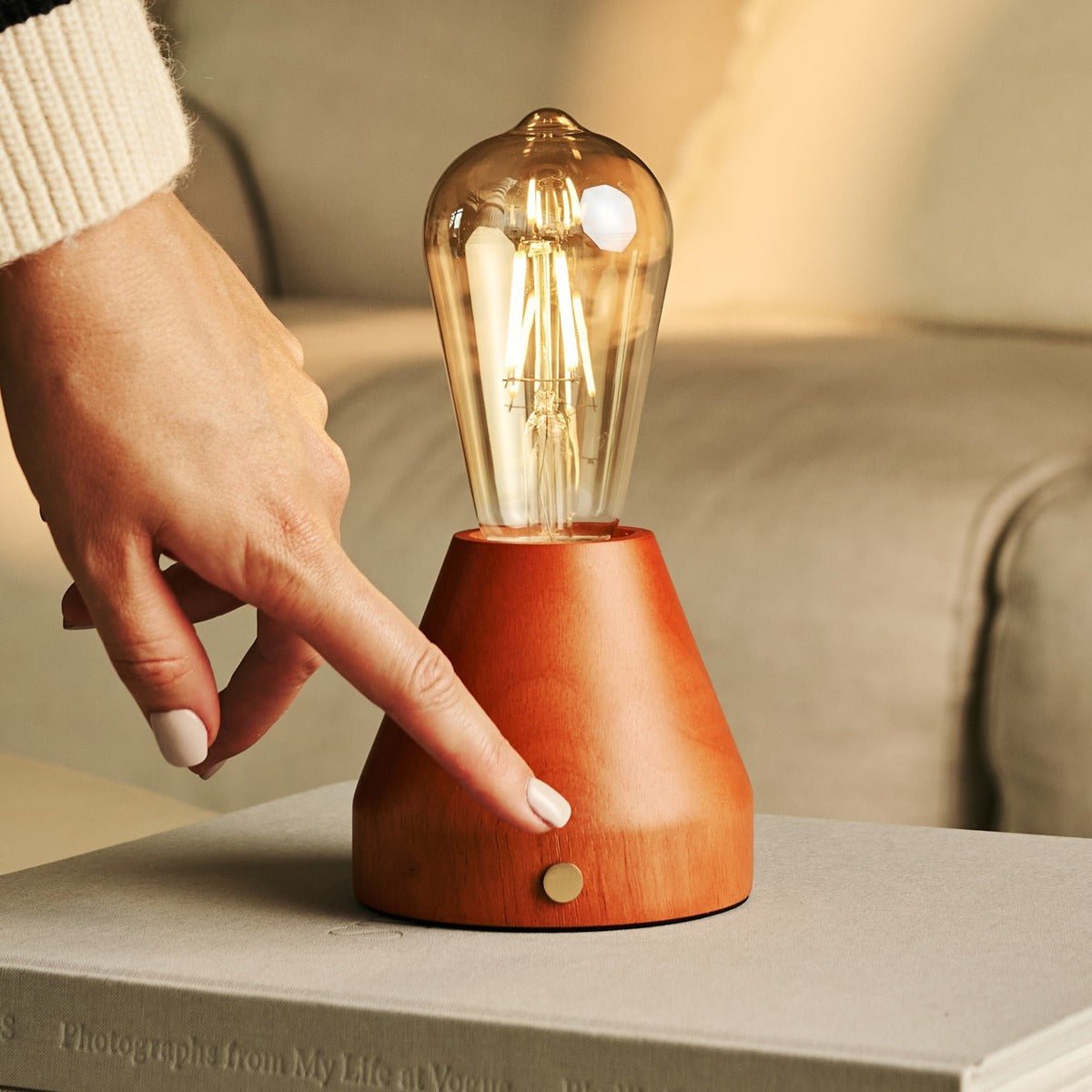 Tavellio-Amsterdam - Zavi kastanje bruin oplaadbare LED-tafellamp | Dimbaar en draagbaar | Batterijduur van 80 uur