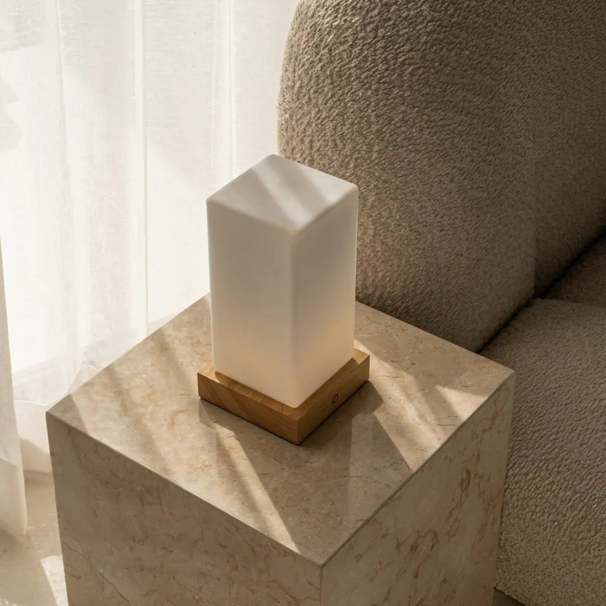 Tavellio-Amsterdam - Zayn lichtbruine houten oplaadbare lamp L | Dimbaar en draagbaar | Batterijduur van 80 uur