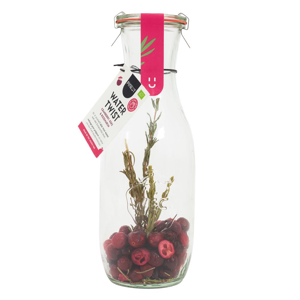 Pineut - Watertwist Karaf 'Cranberry, Kers en Rozemarijn' (Biologisch)