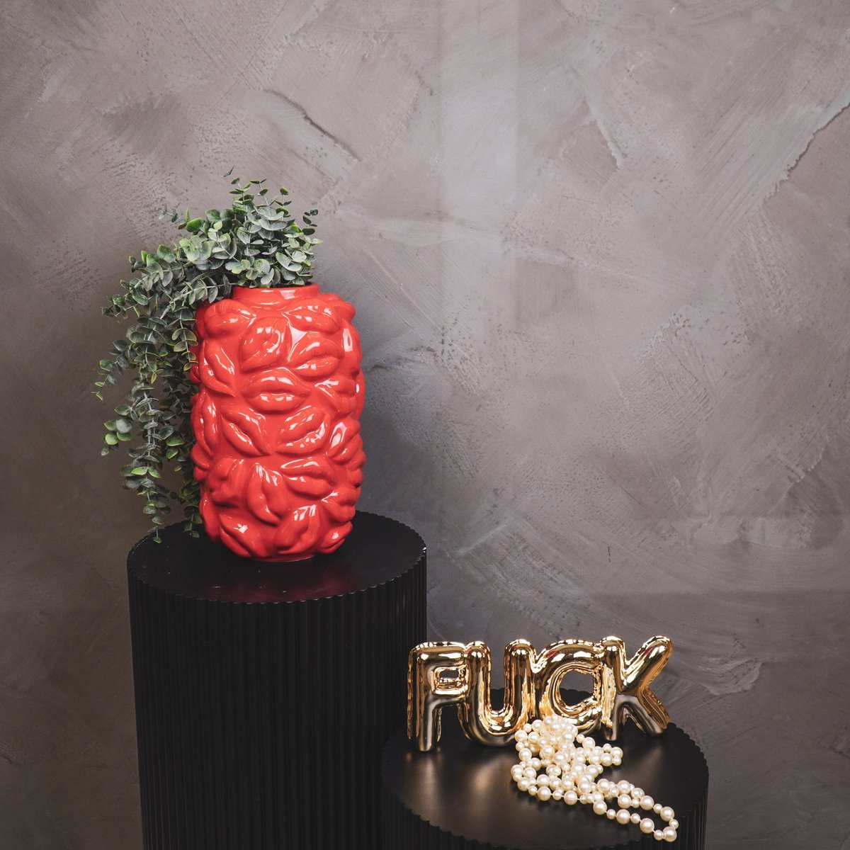 Housevitamin - Vaas - Kusjes - Keramiek - Rood - 17x17x27cm