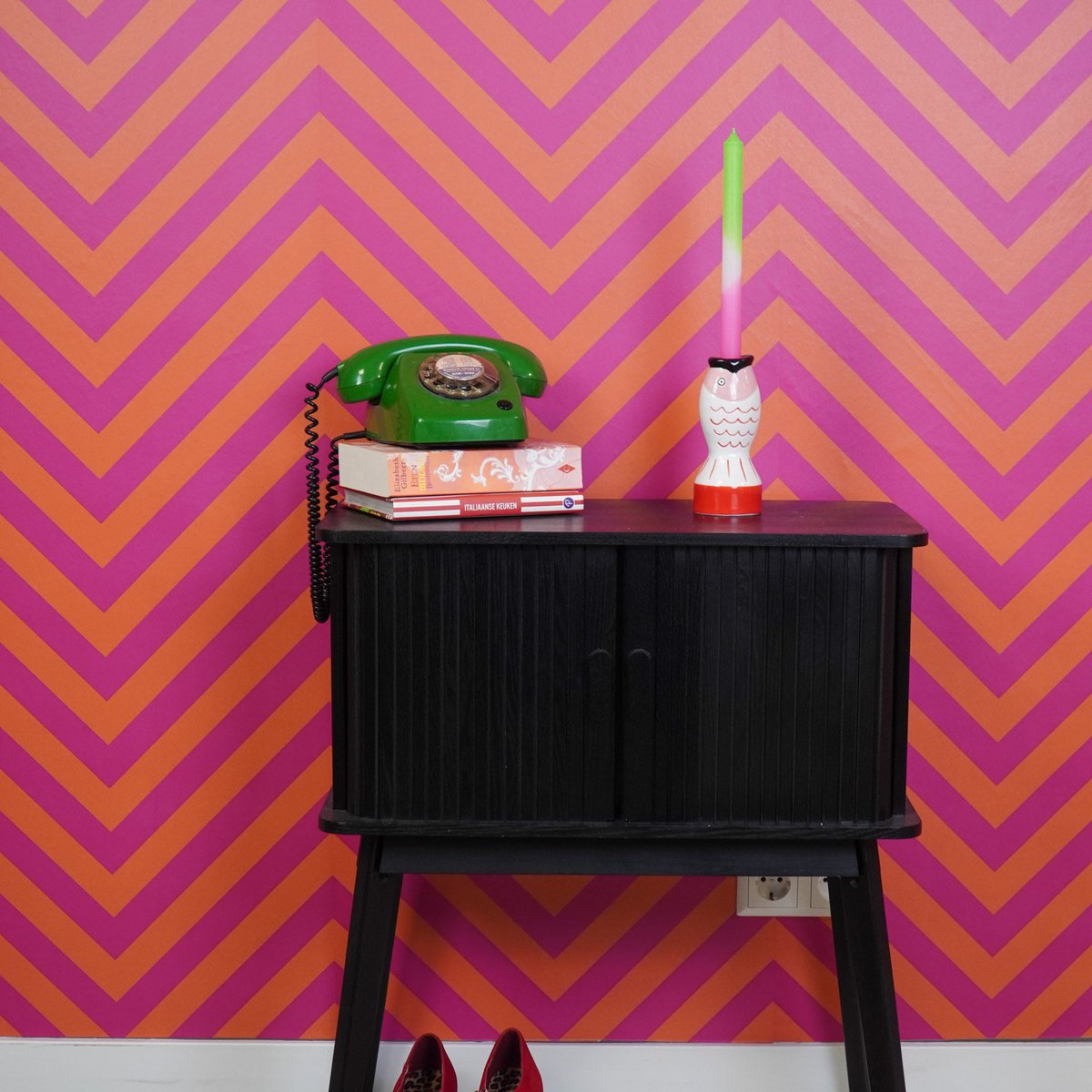 Housevitamin - Kandelaar - Vis - rood/wit/roze - 7x7x16,5 cm