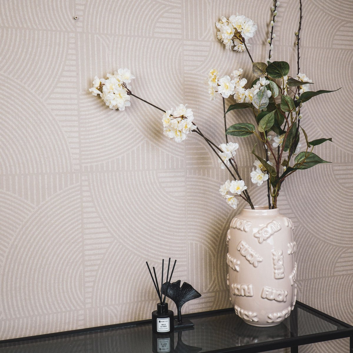 Housevitamin - Vaas - 'FUCK' - Keramiek - Beige - 17x17x27cm