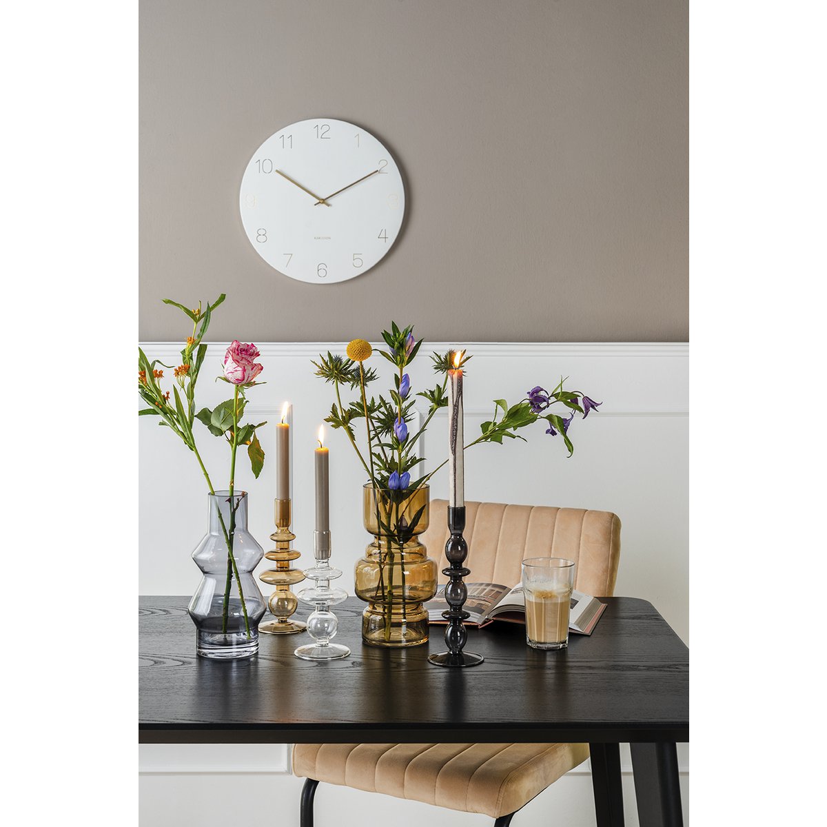 Karlsson - Wandklok Bedel Gegraveerde Cijfers Klein