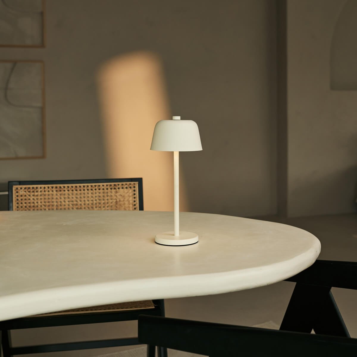 Tavellio-Amsterdam - Anton vanille oplaadbare tafellamp | Stijlvolle en draadloze verlichting