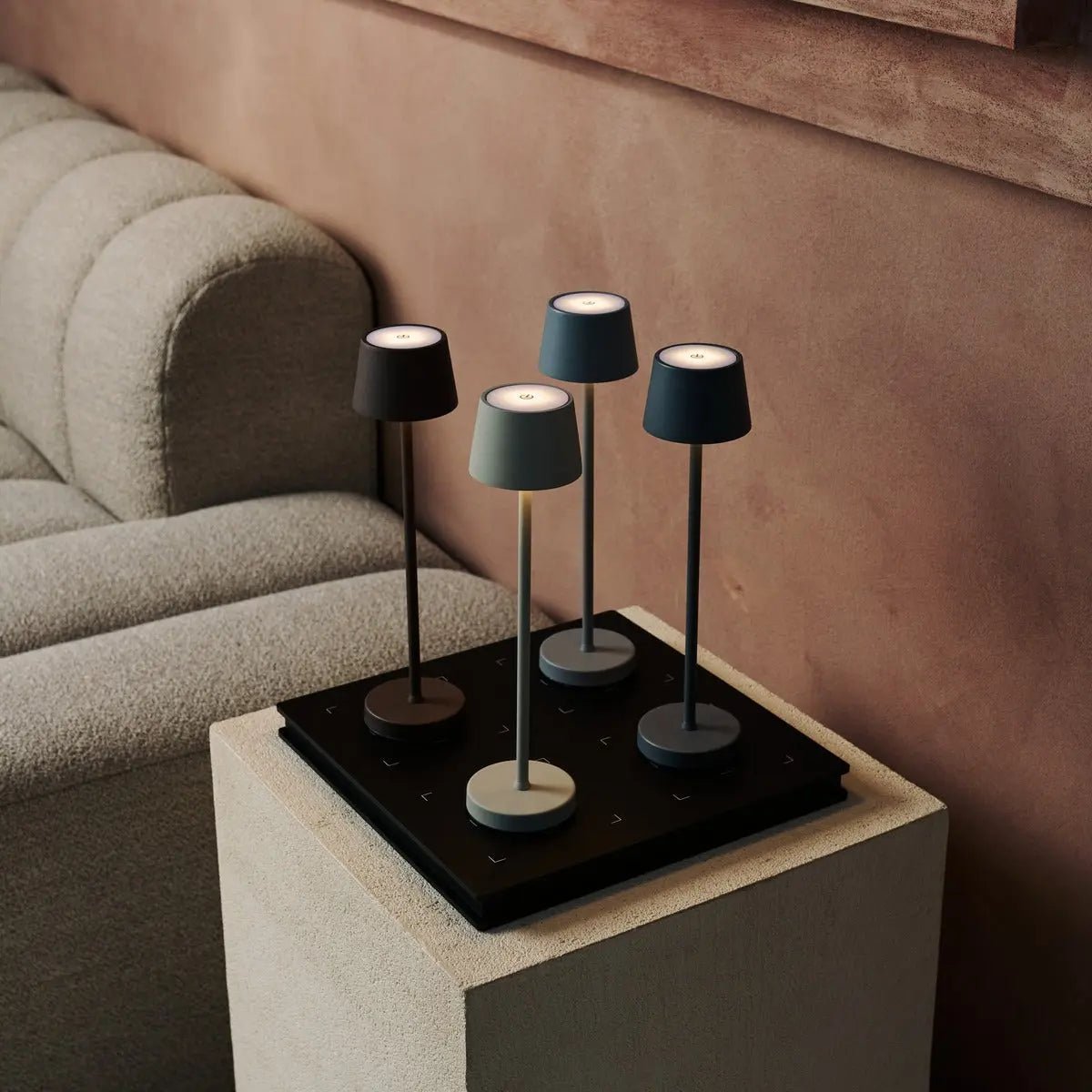 Tavellio-Amsterdam - Vondel Mini Stone Gray Oplaadbare en draadloze lamp