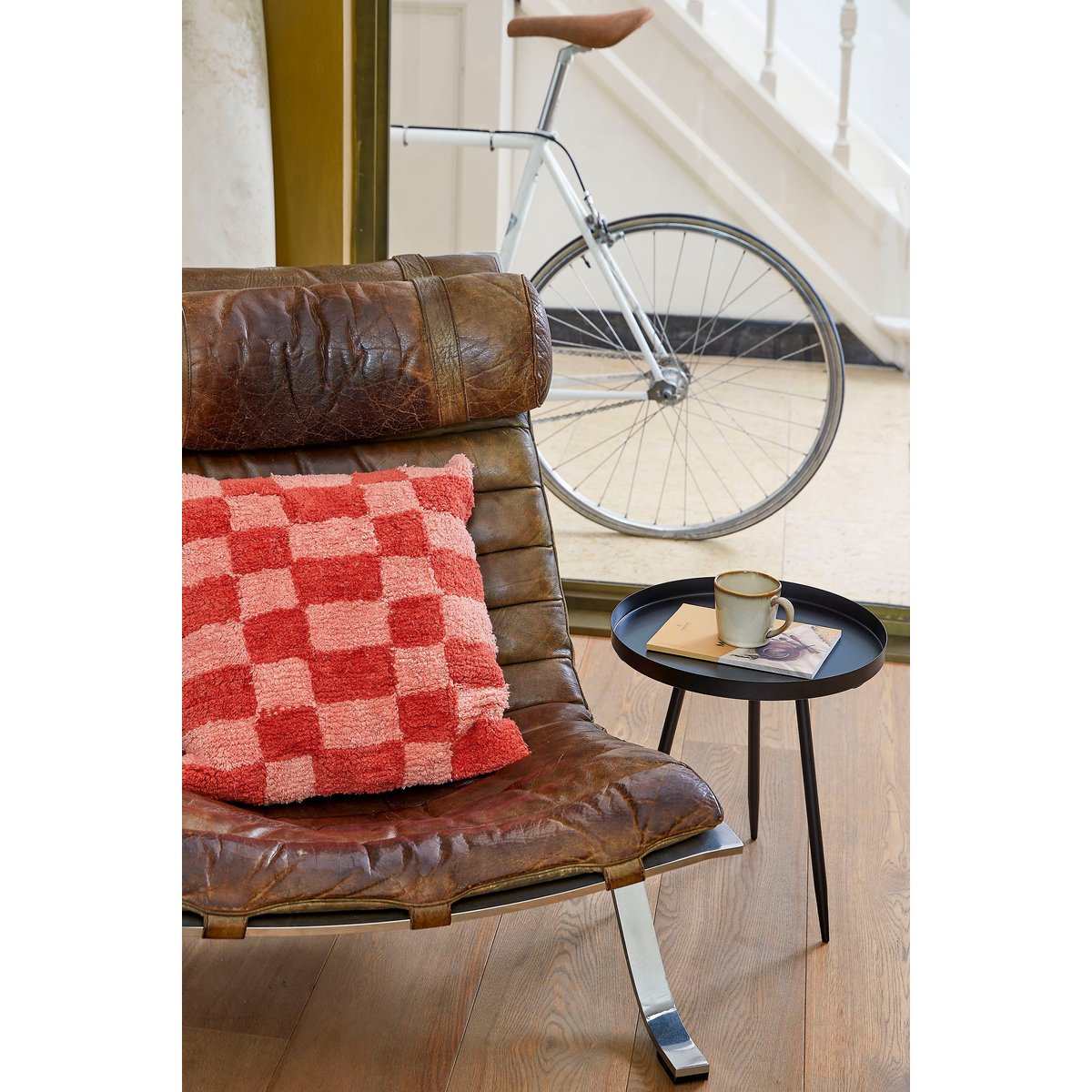 Mica Decorations - Flores Bijzettafel - H49 x Ø42 cm - Metaal - Zwart