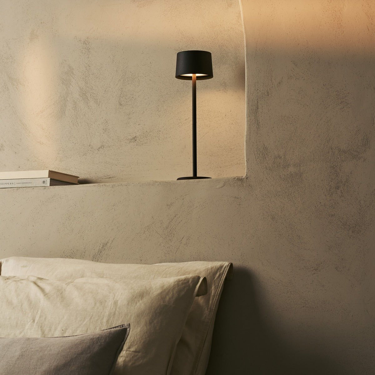 Tavellio-Amsterdam - David Mocha Brown oplaadbare tafellamp 2 in 1 met verstelbare hoogte - dimpelbaar en draadloos met 120 uur batterij